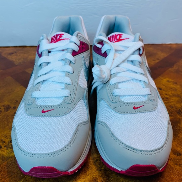 WMNS Nike Air Max Correlate - Picture 4 of 10